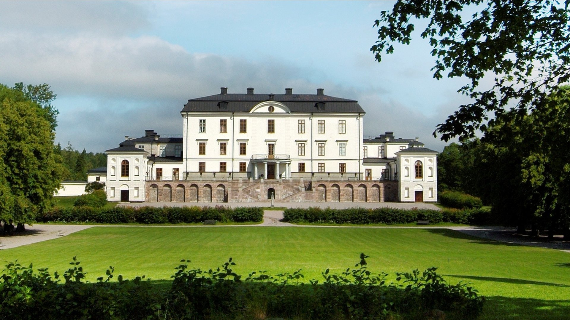 Rosersberg.jpg Rosersbergs Slottshotell